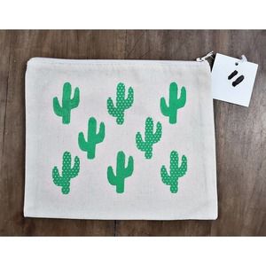 Canvas Makeup Bag ~ Green Cactus ~ Zipper Top Closure ~ NEW